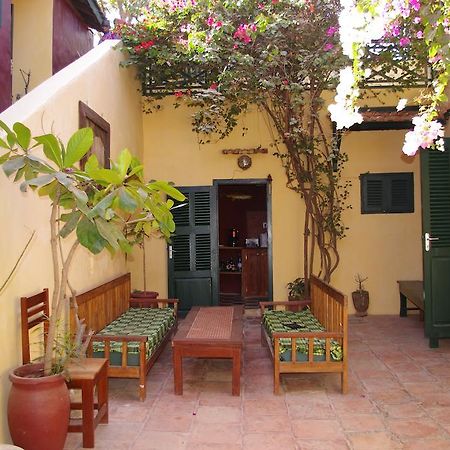 Maison Augustin Ly Gorée Exterior foto